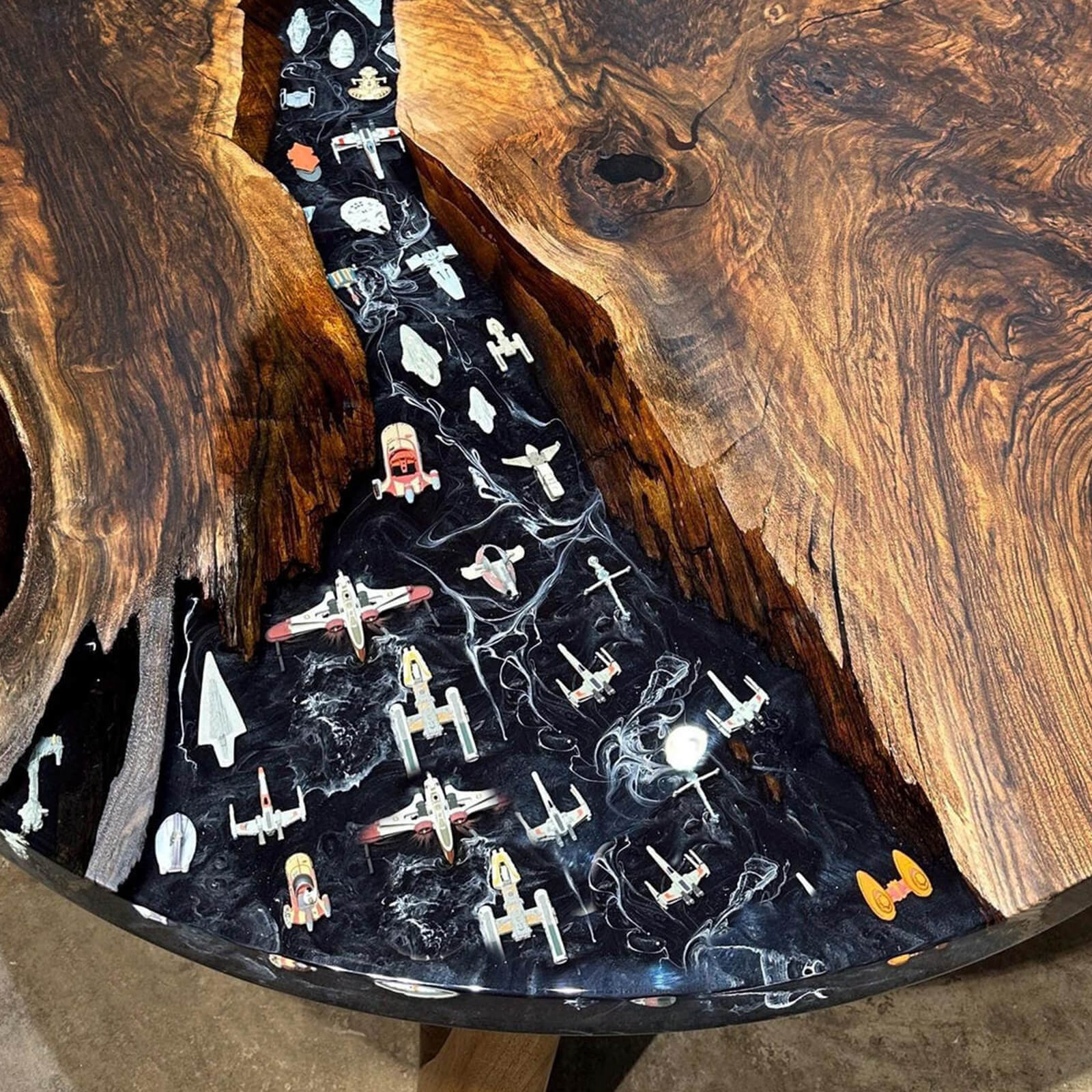 Custom Black Walnut Epoxy Resin Round Coffee Table Black Resin