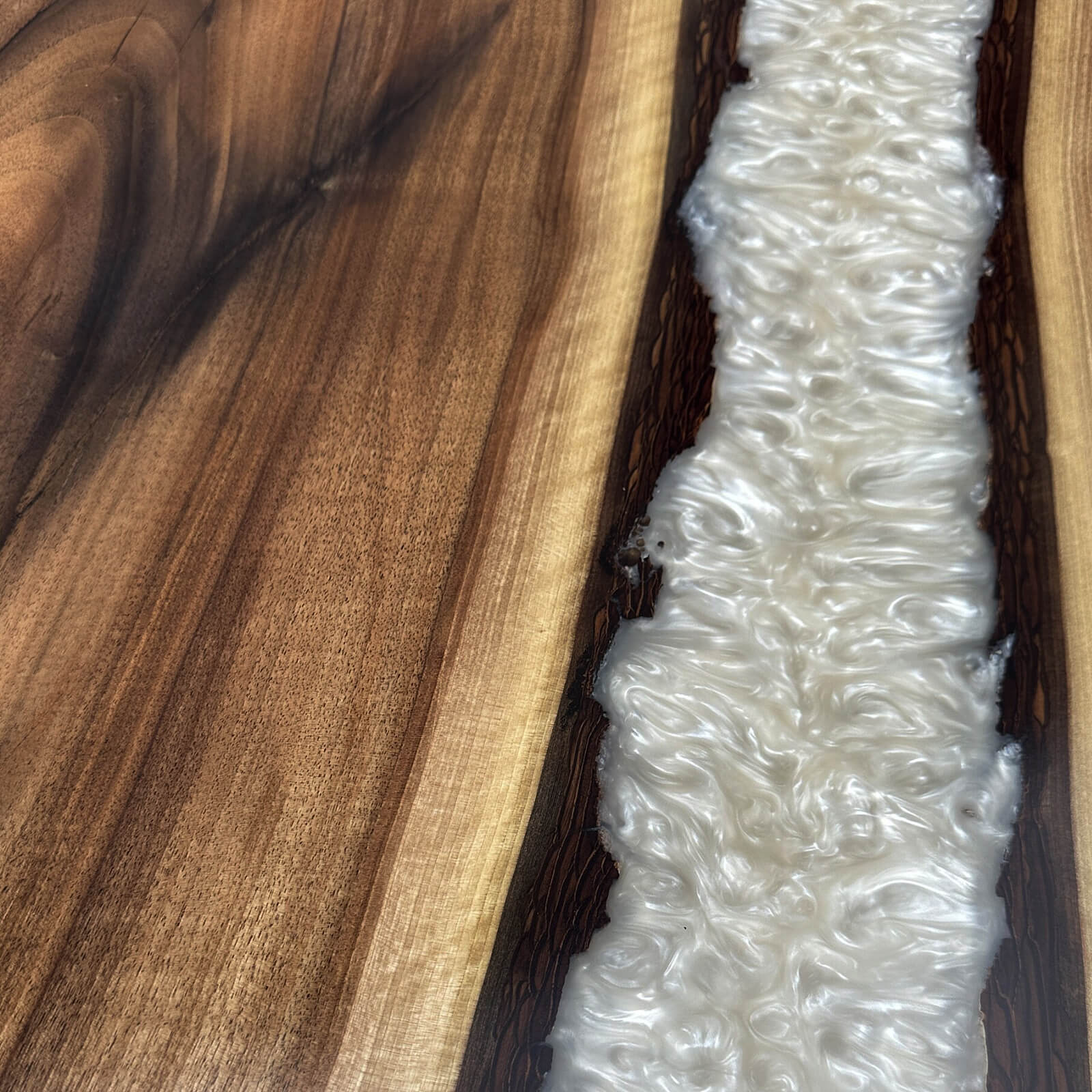Custom Black Walnut Epoxy Resin Round Coffee Table White Resin