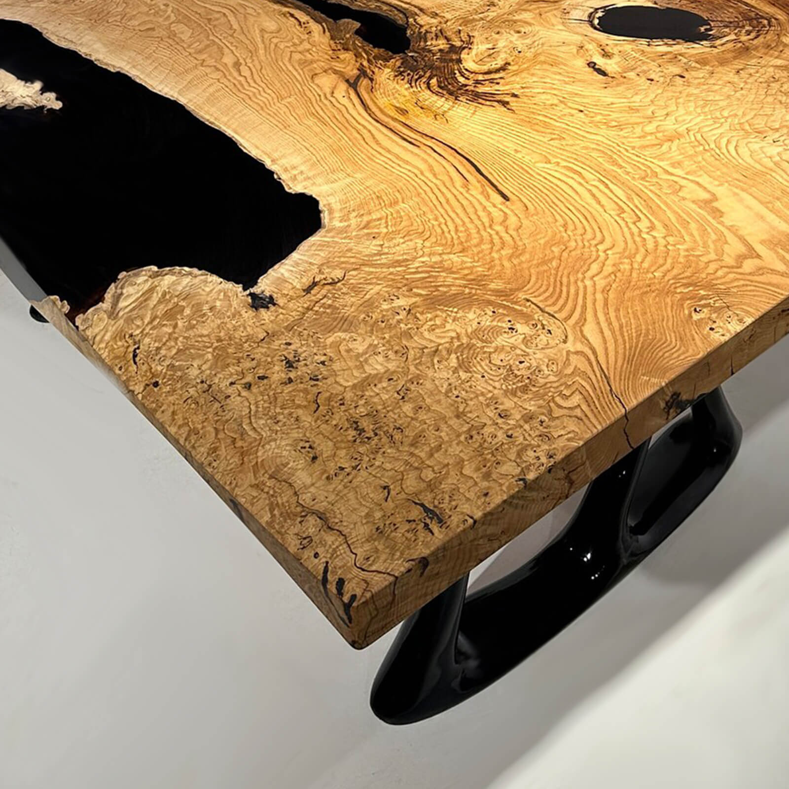 Custom Olive Epoxy Resin River Table Black Resin JRT-57 - image 7 | ThawHome