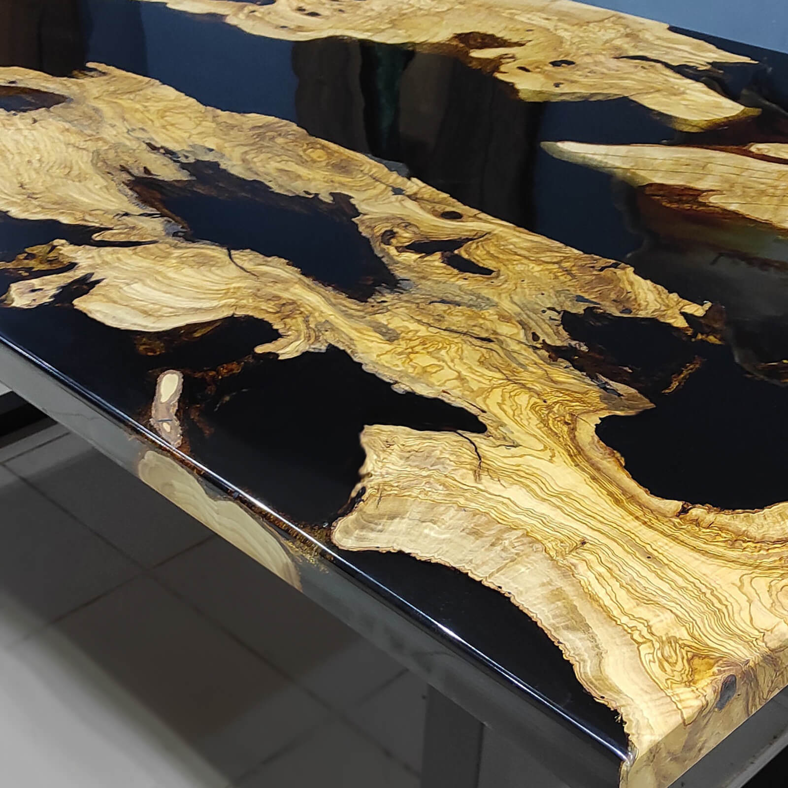 Custom Olive Epoxy Resin River Table Black Resin ORT-28 - image 7 | ThawHome