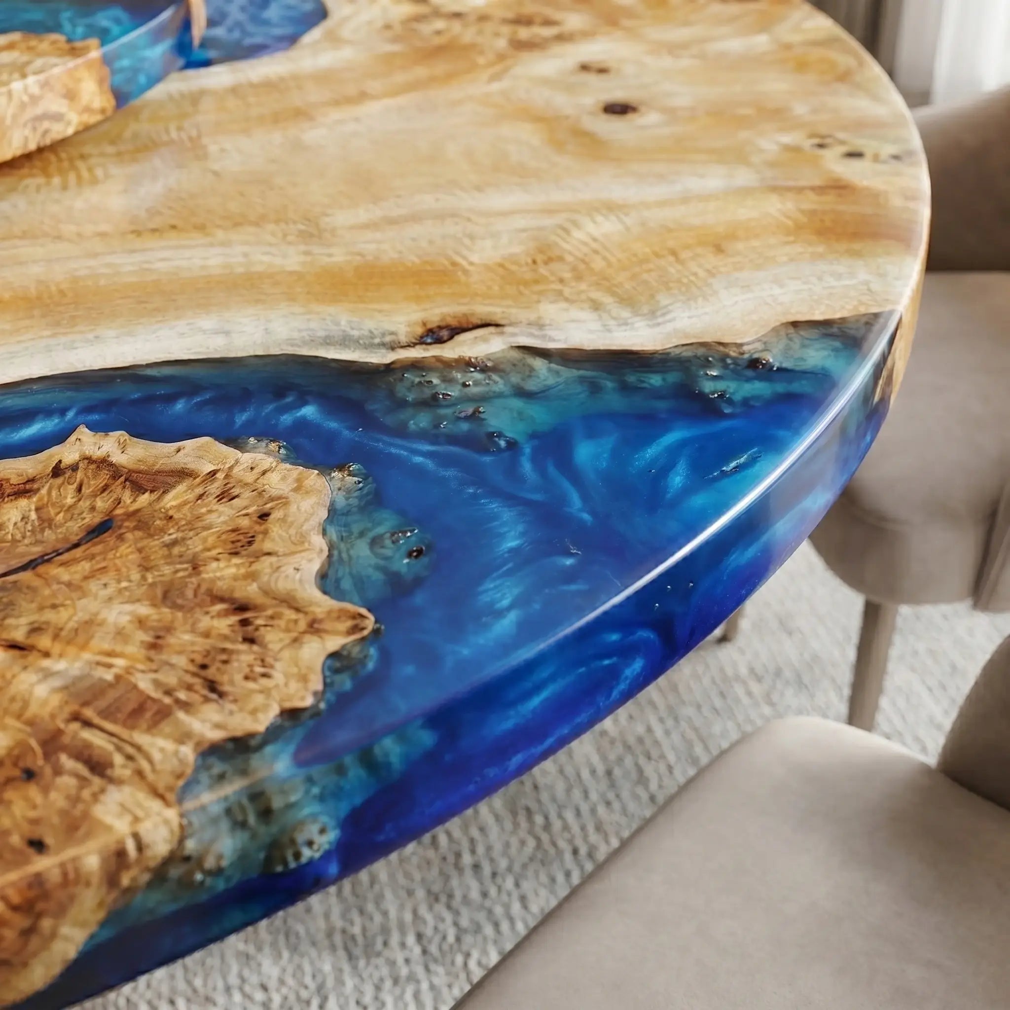 Custom Poplar Epoxy Resin Round Coffee Table Blue Resin