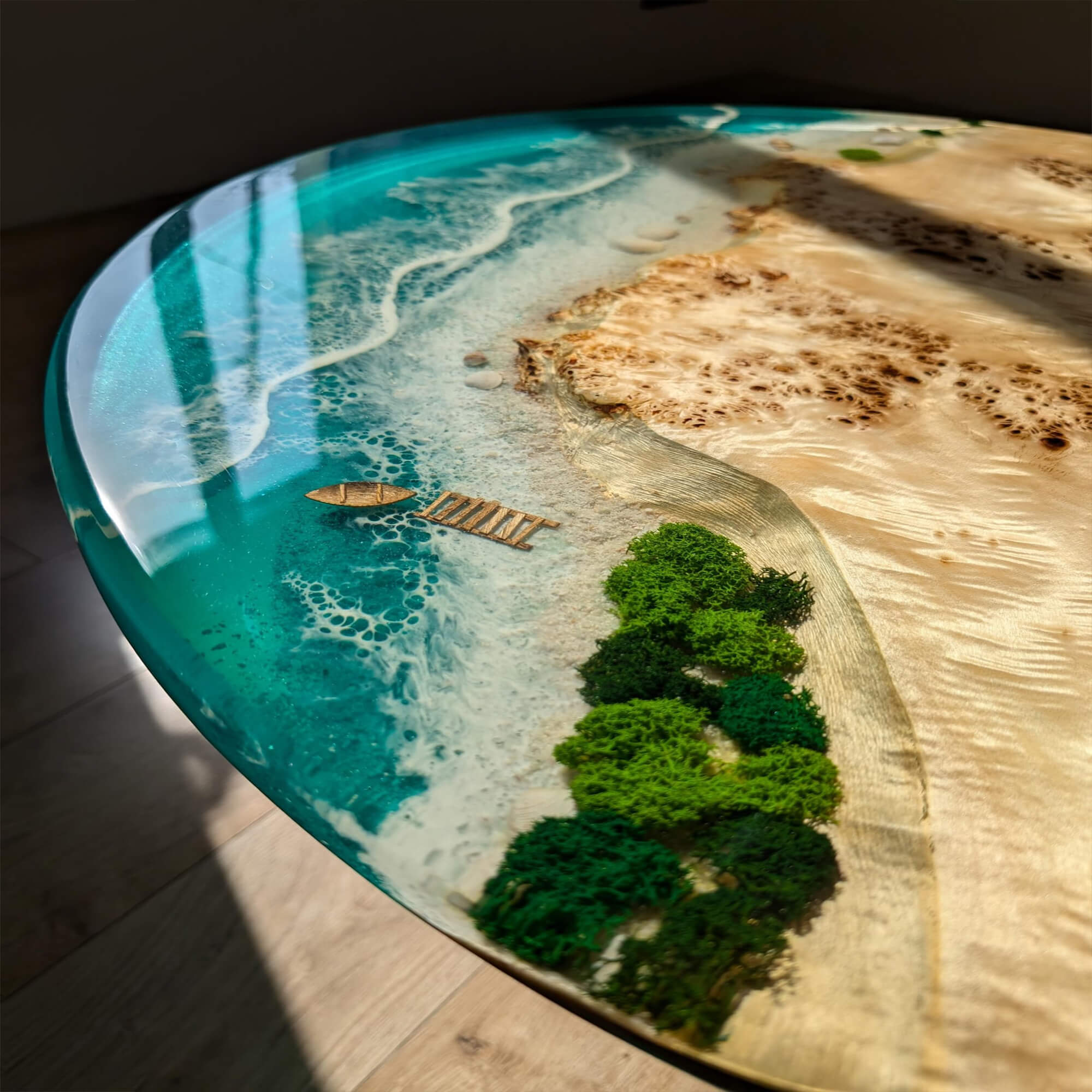 Custom Poplar Epoxy Resin Round Coffee Table Blue Resin
