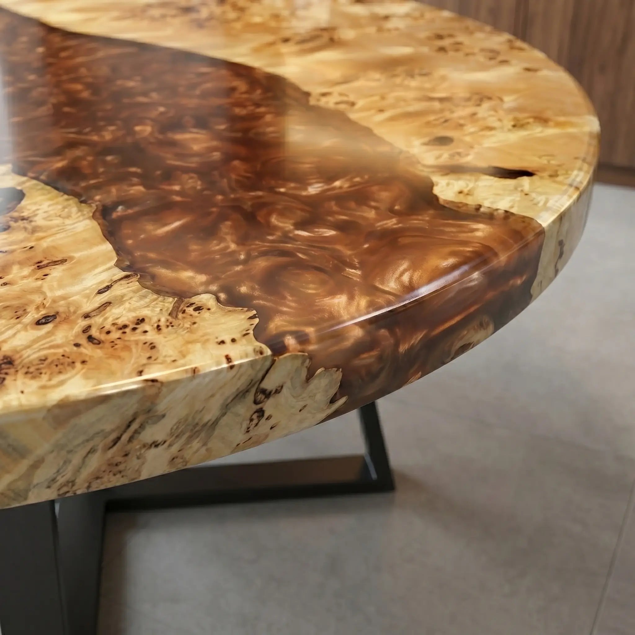Custom Poplar Epoxy Resin Round Coffee Table Orange Resin