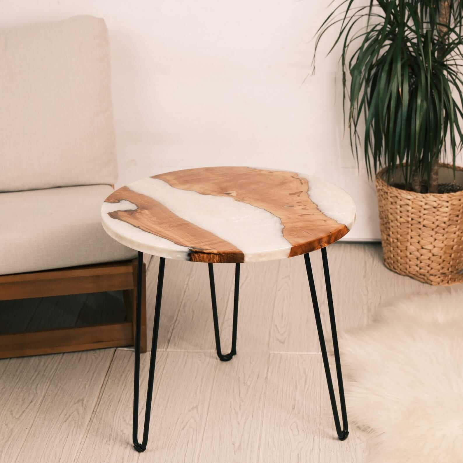 Custom Poplar Epoxy Resin Round Coffee Table White Resin