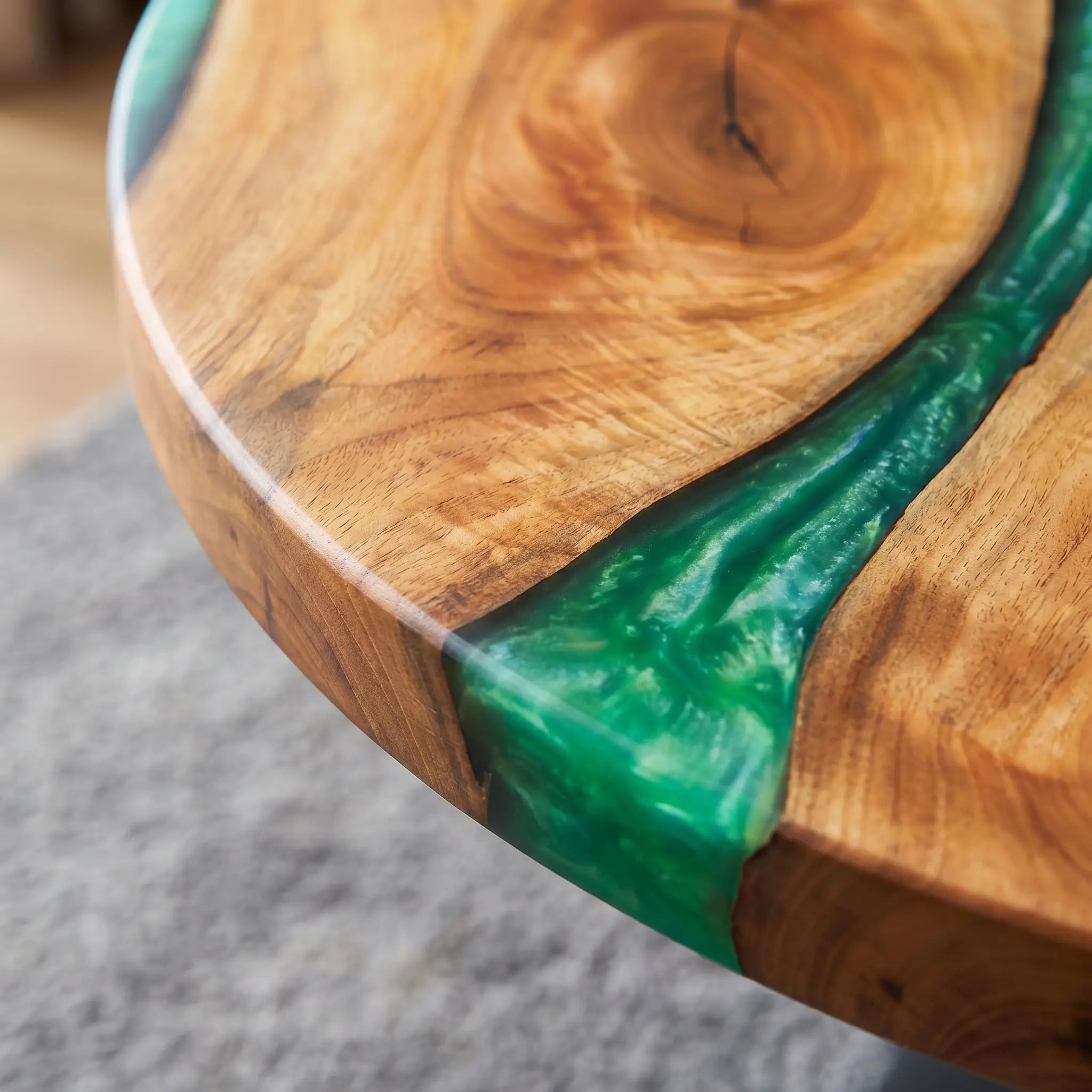 Custom Walnut Epoxy Resin Round Coffee Table Green Resin