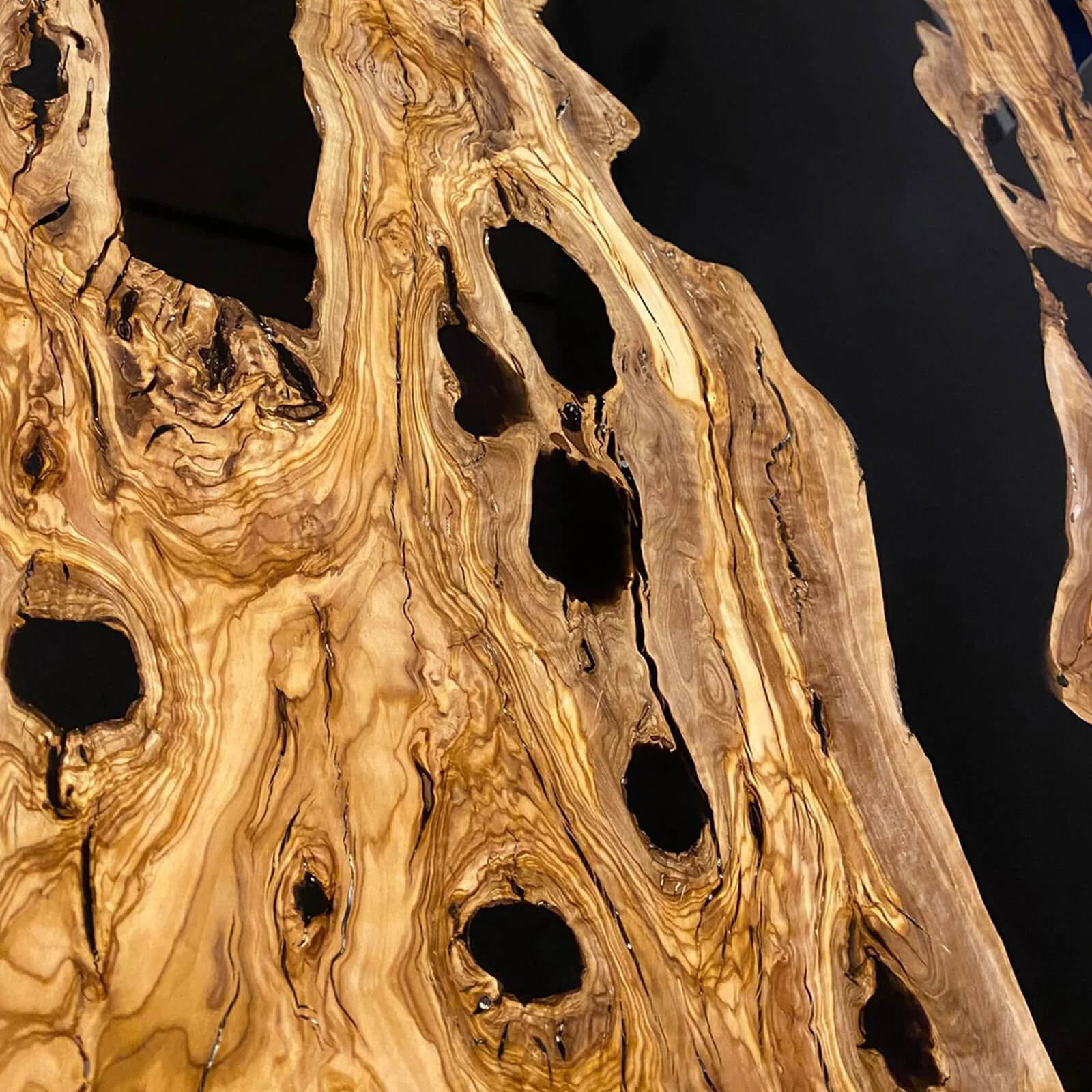 Custom Olive Epoxy Resin River Table Black Resin ERT-66 - image 6 | ThawHome