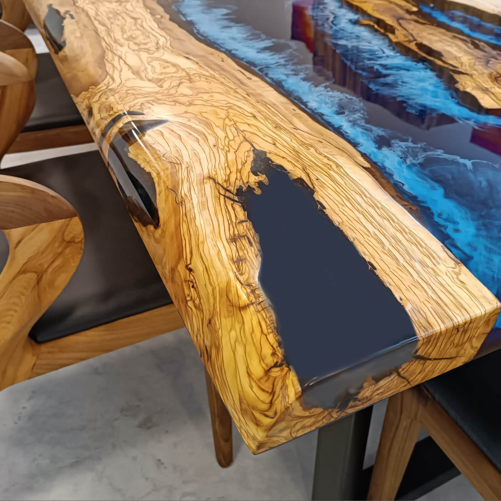 Custom Olive Epoxy Resin River Table Deep Sea Blue XTR-49 - image 8 | ThawHome