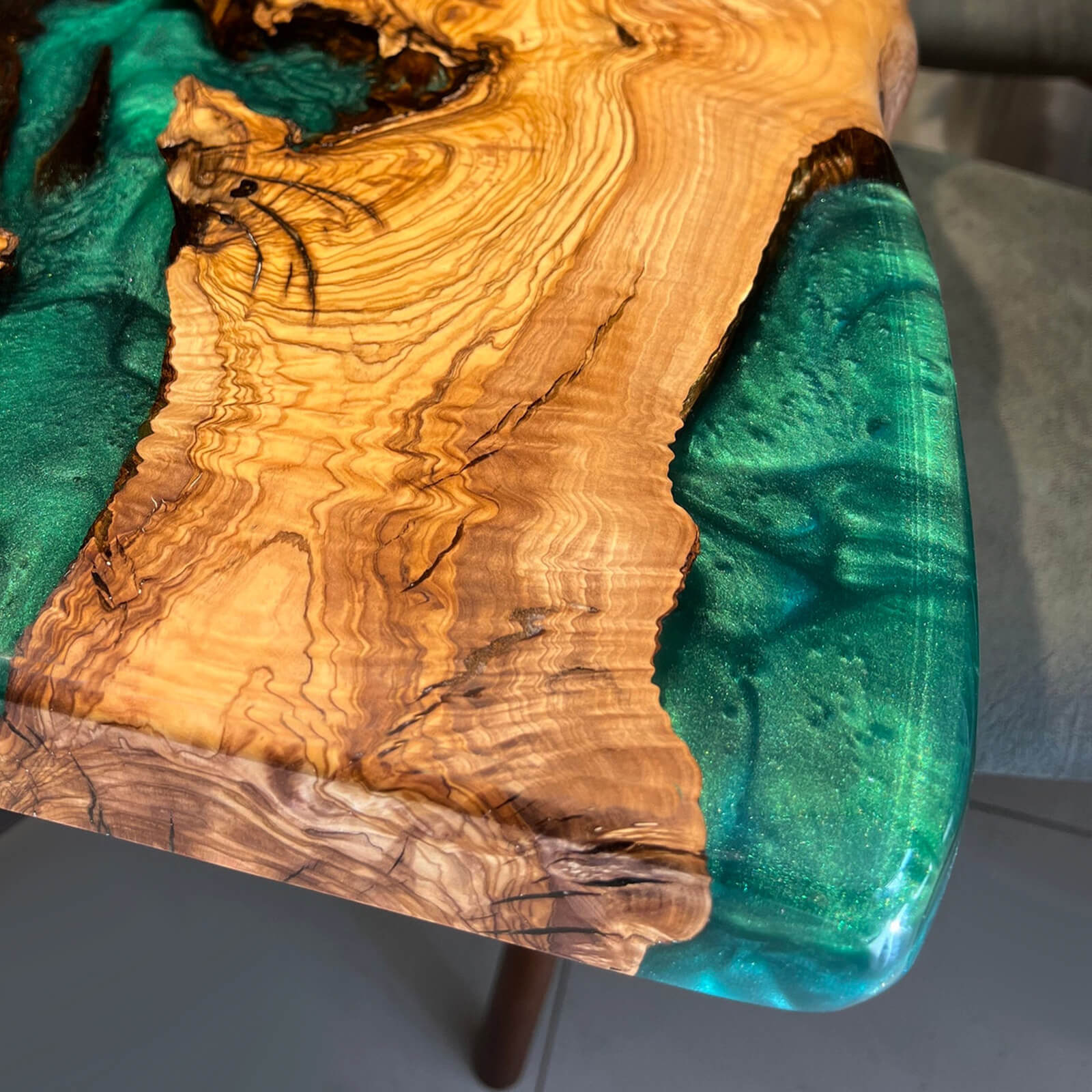 Custom Olive Epoxy Resin River Table Green Pearl CRT-56 - image 6 | ThawHome