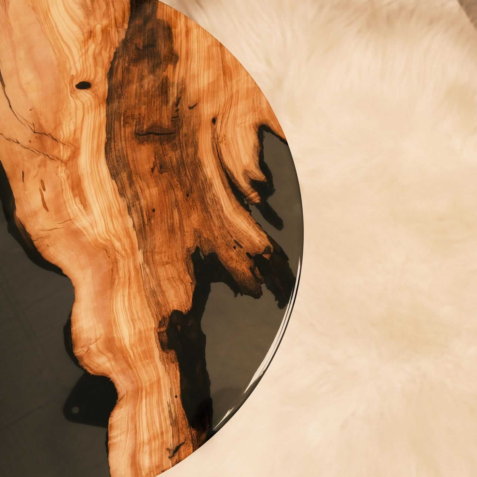 Custom Olive Epoxy Resin Round Coffee Table Black Resin