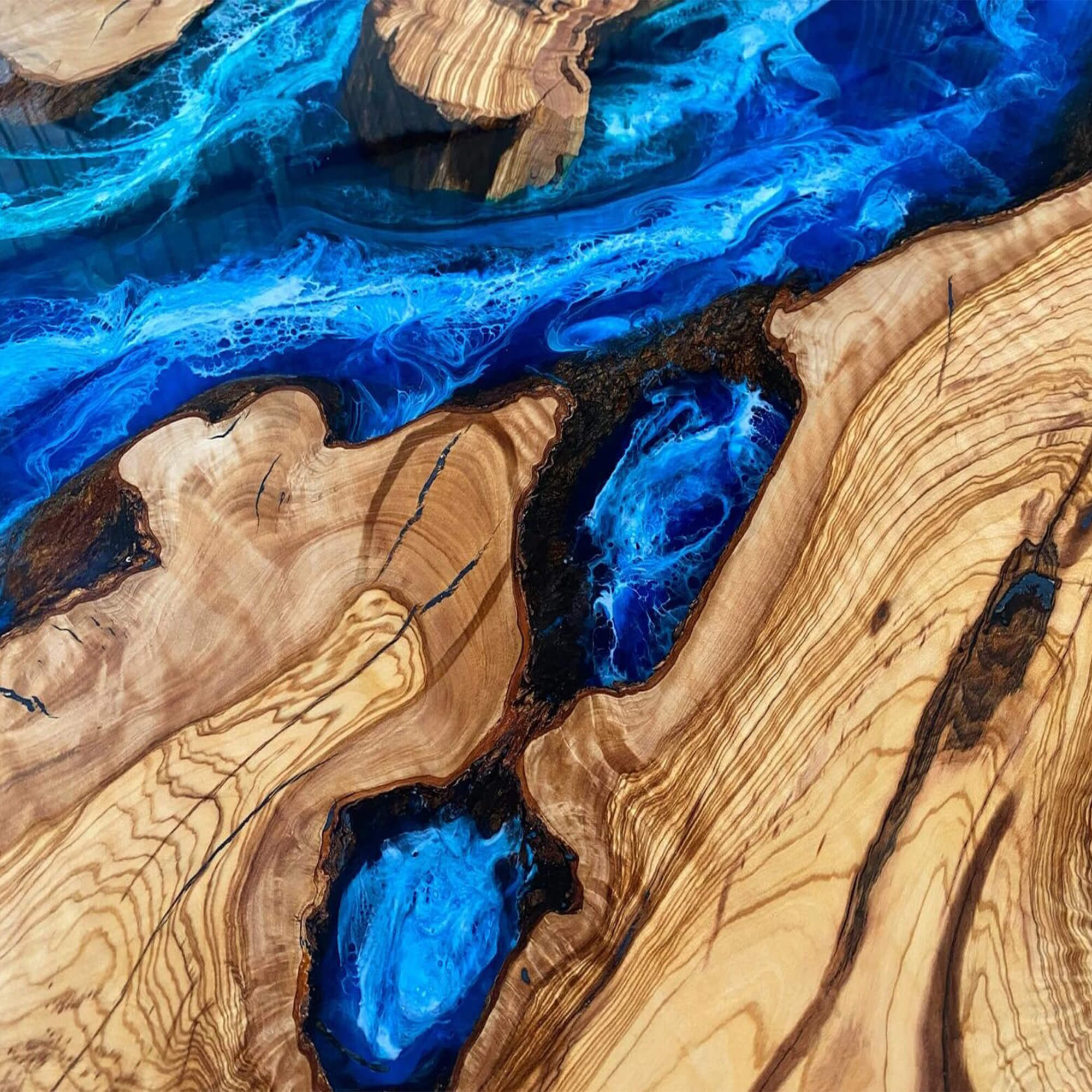 Custom Olive Epoxy Resin Round Coffee Table Blue Resin