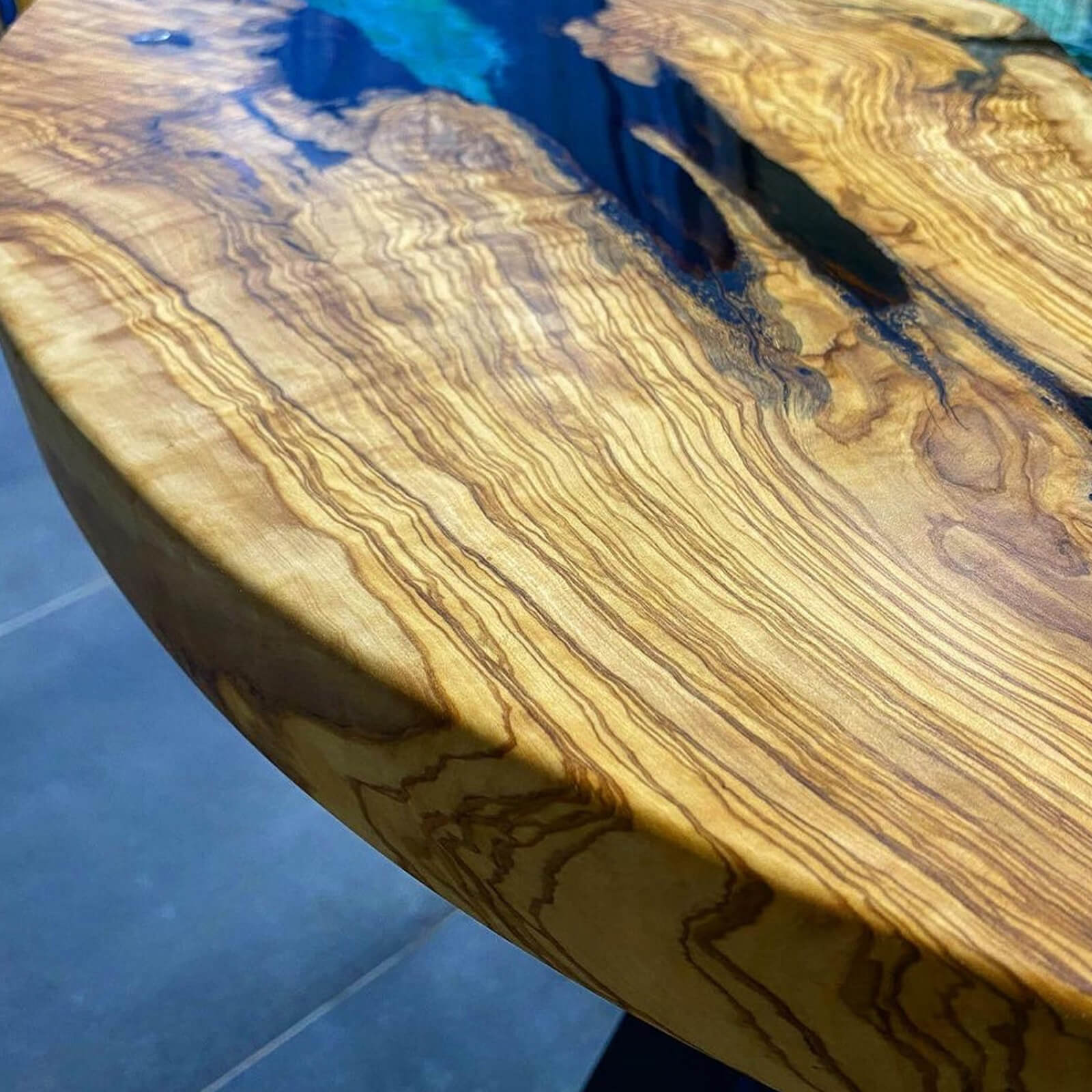 Custom Olive Epoxy Resin Round Coffee Table Blue Waves
