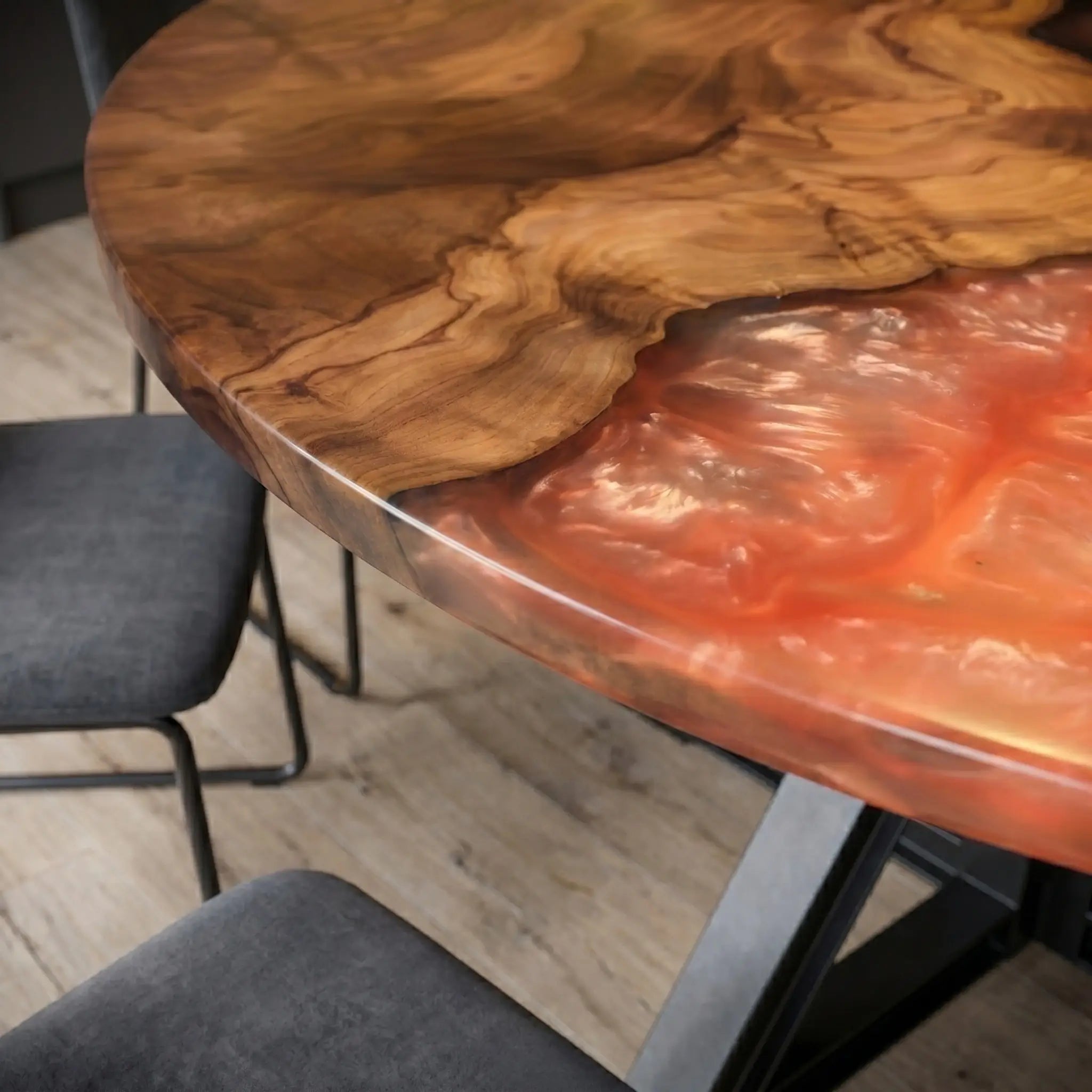 Custom Olive Epoxy Resin Round Coffee Table Orange Resin