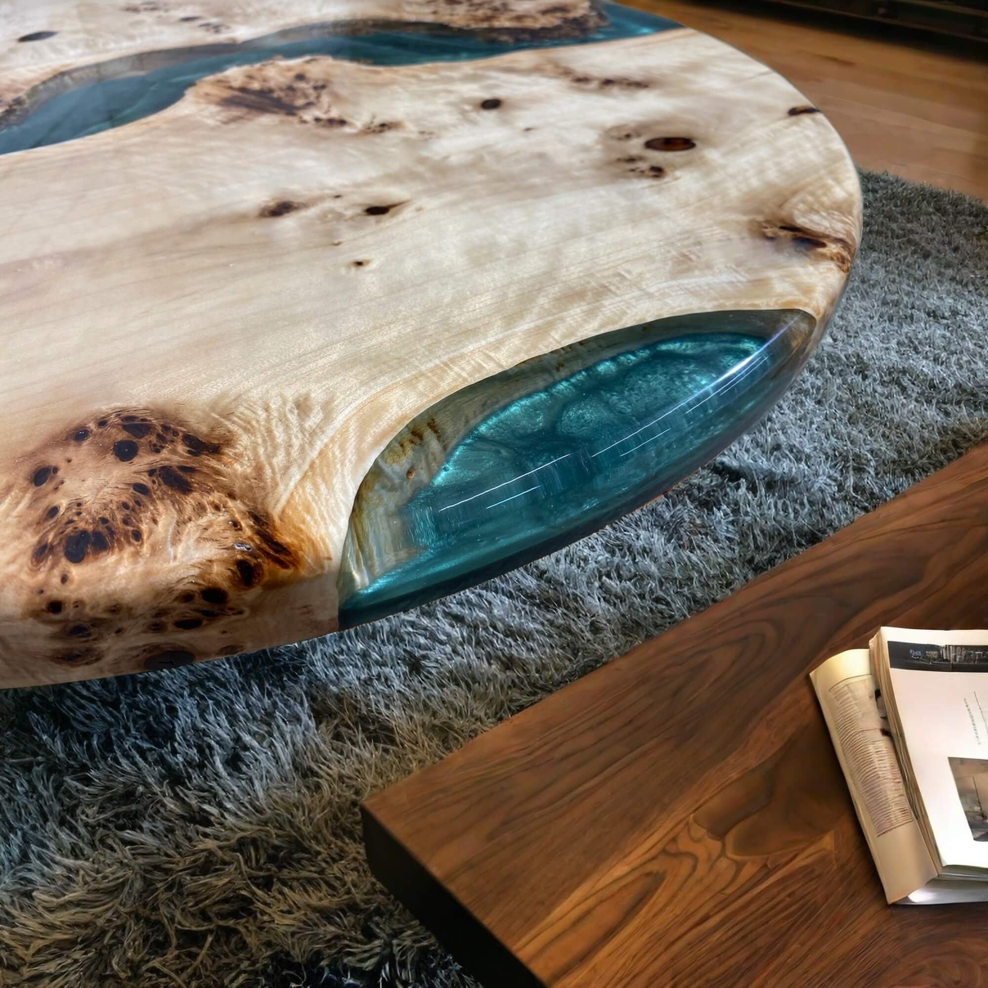 Custom Poplar Epoxy Resin Round Coffee Table Blue Resin