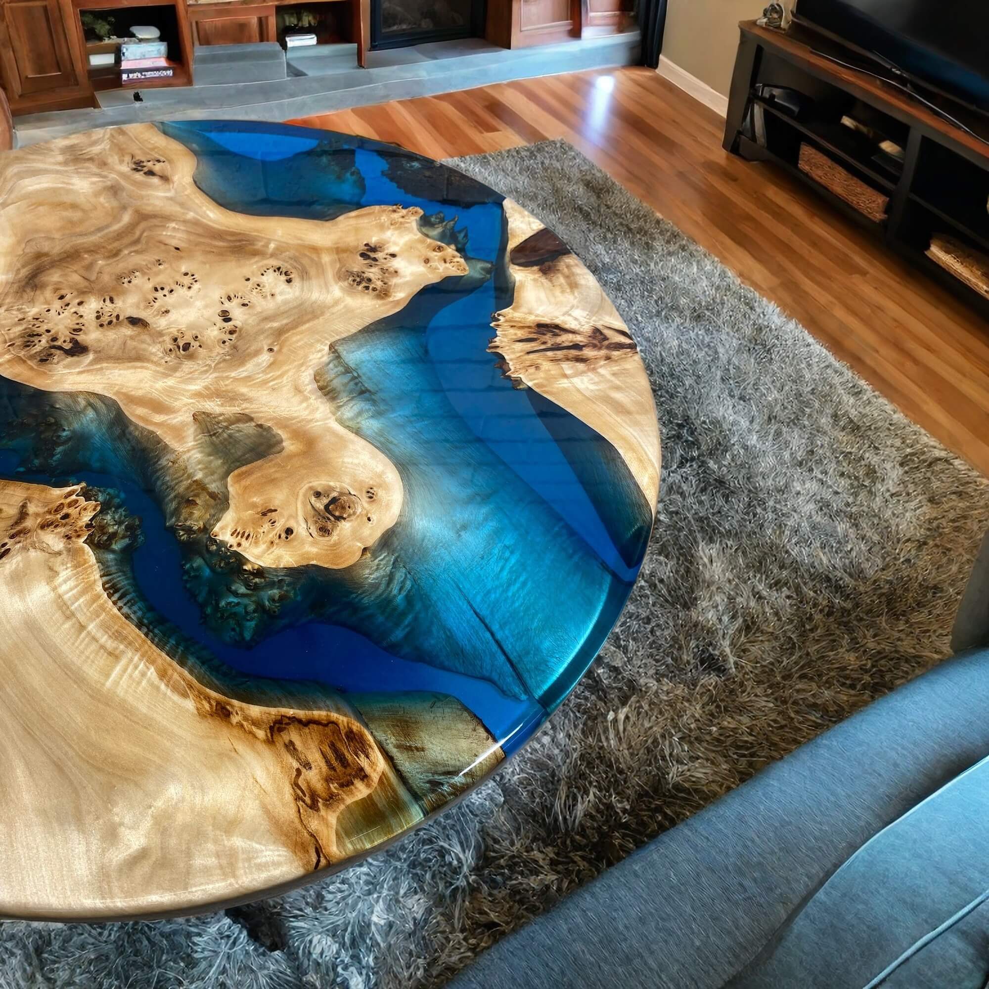 Custom Poplar Epoxy Resin Round Coffee Table Blue Resin