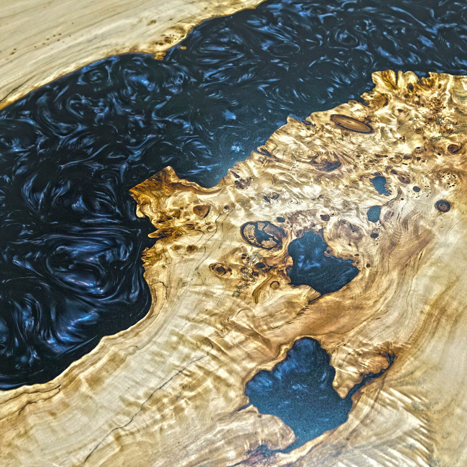 Custom Poplar Epoxy Resin Round Coffee Table Silver Resin