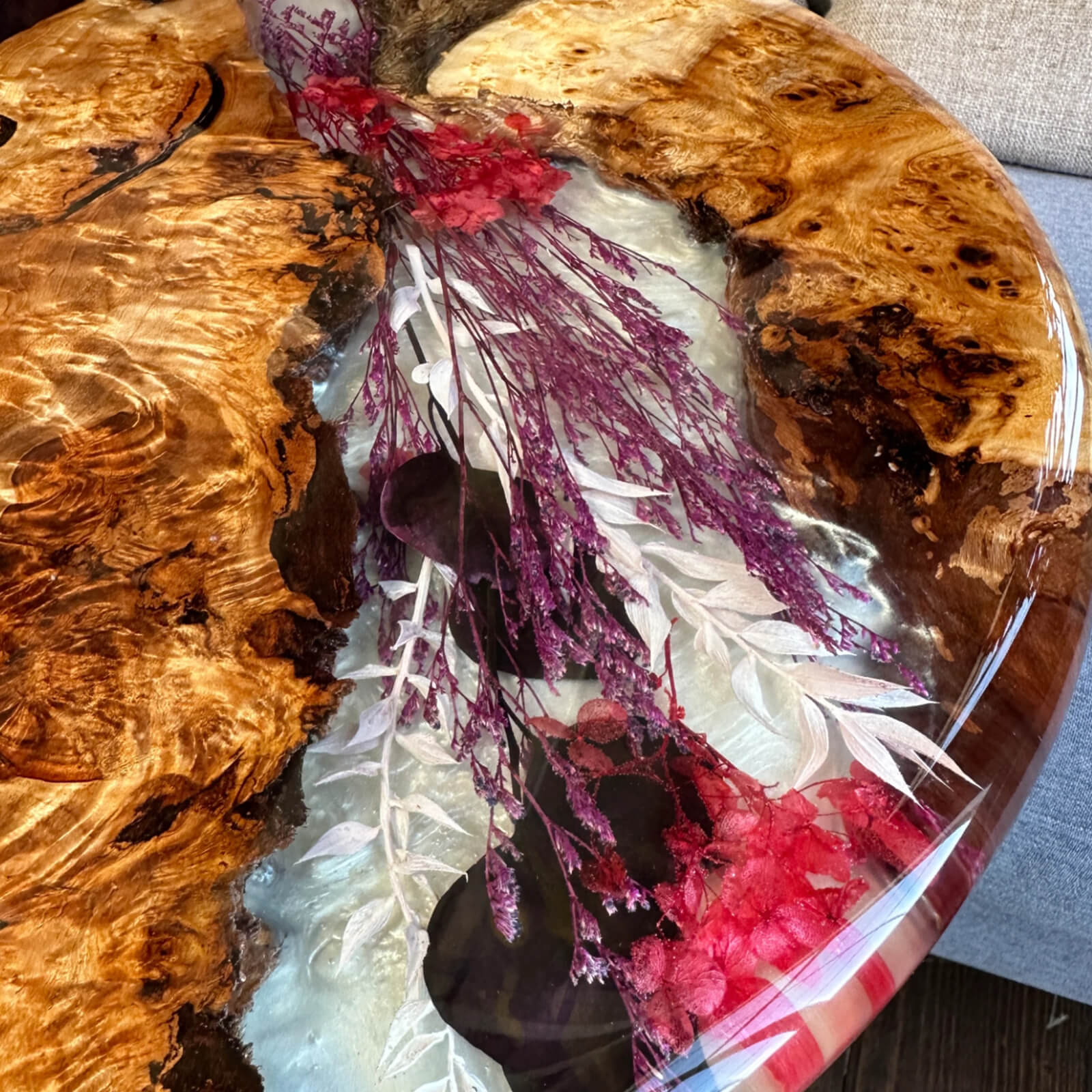 Custom Walnut Epoxy Resin Round Flower Coffee Table Clear Resin